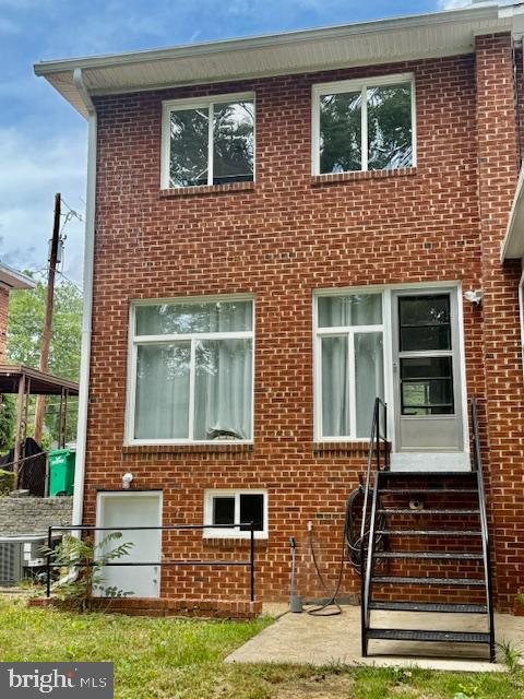 939 Owens Road Oxon Hill, MD 20745 - Photo 29 of 32 Back of the House