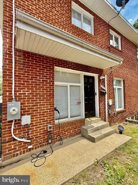 939 Owens Road Oxon Hill, MD 20745 - Photo 3 of 32 Front Door