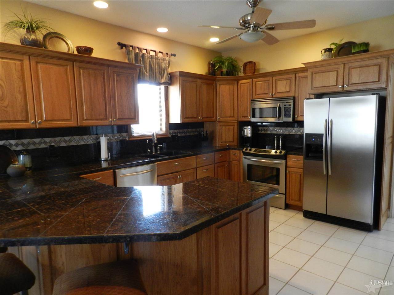 219 Calash Fort Wayne, IN 46845 - Photo 9 of 30 Gallery Image 9