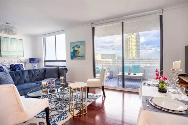 $4,000 | 1330 West Avenue, Unit 1603, Miami Beach, FL 33139