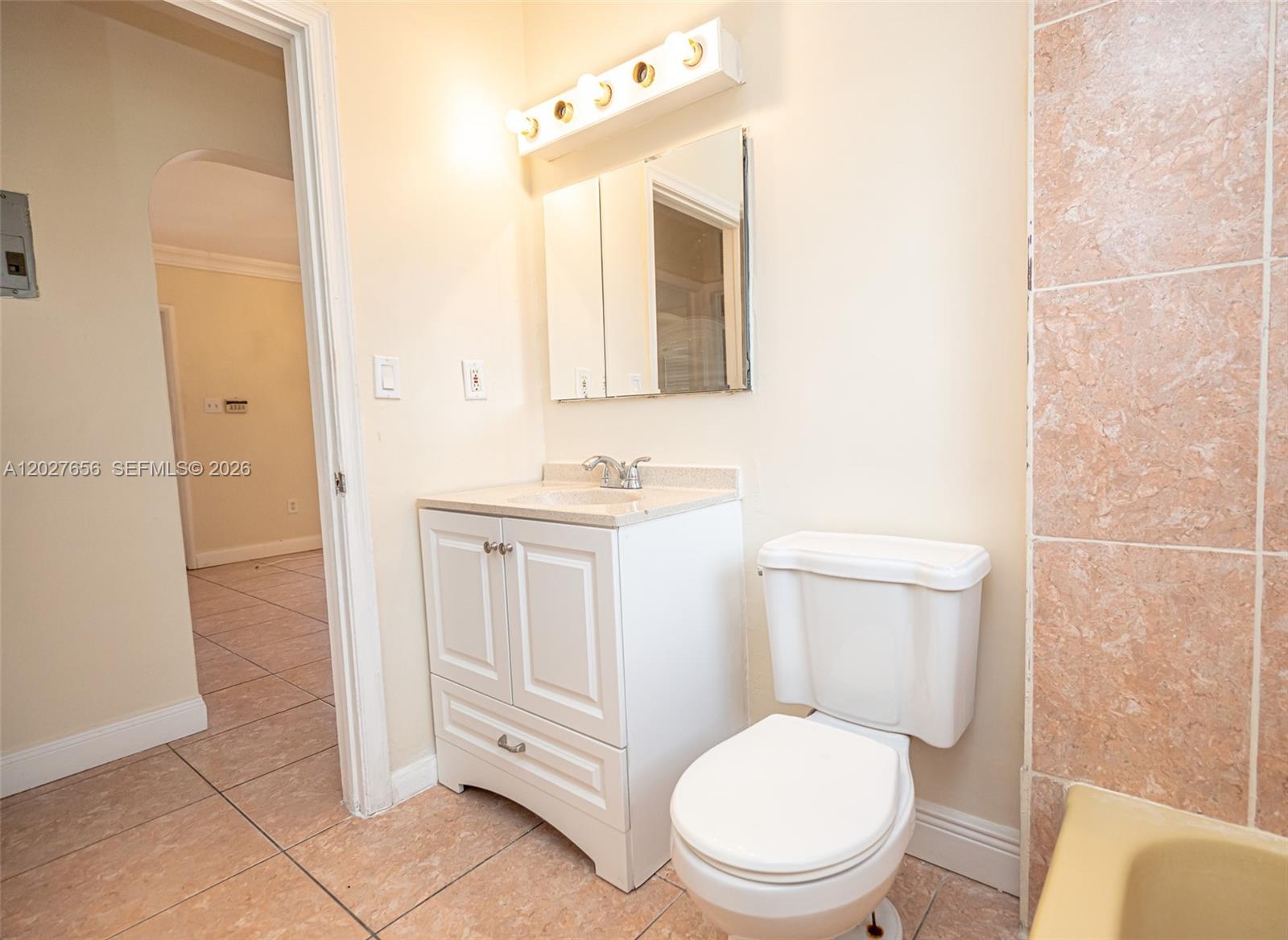 5613 Pierce Street, Unit 2 Hollywood, FL 33021 - Photo 16 of 28