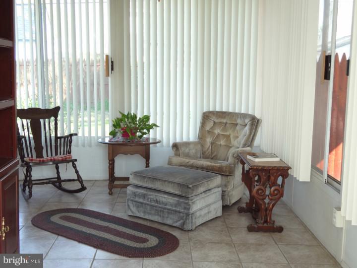734 Hickory Road Secane, PA 19018 - Photo 14 of 20 Gallery Image 14