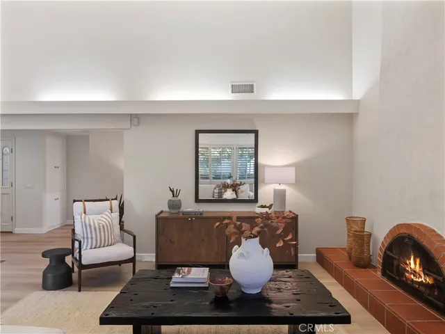 $1,975,000 | 1954 Vista Caudal, Newport Beach, CA 92660