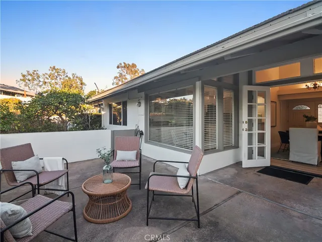 $1,975,000 | 1954 Vista Caudal, Newport Beach, CA 92660