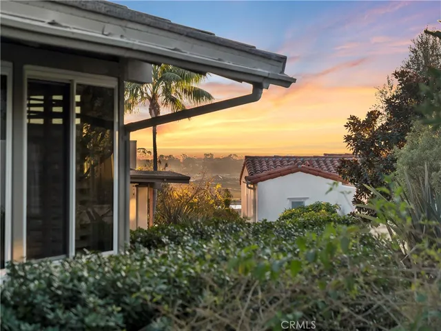 $1,975,000 | 1954 Vista Caudal, Newport Beach, CA 92660