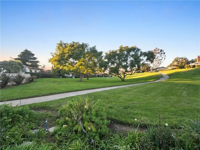 $1,975,000 | 1954 Vista Caudal, Newport Beach, CA 92660