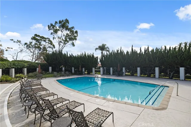 $1,975,000 | 1954 Vista Caudal, Newport Beach, CA 92660