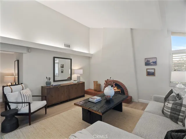 $1,975,000 | 1954 Vista Caudal, Newport Beach, CA 92660