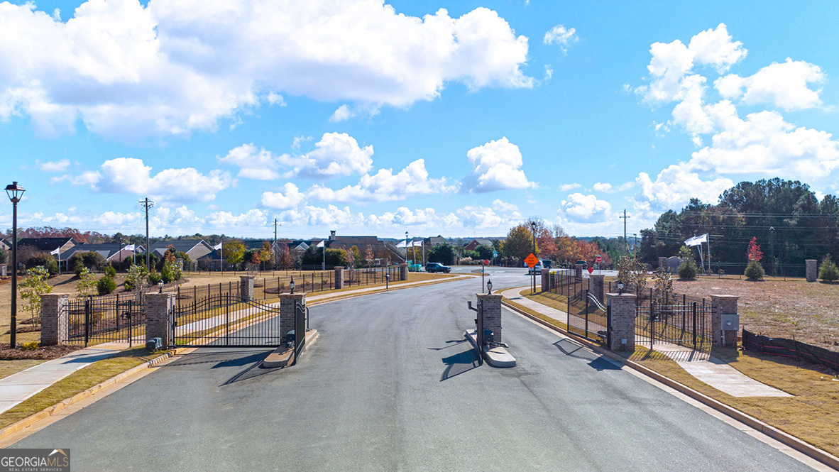 1921 Endress Circle Hampton, GA 30228 - Photo 6 of 52