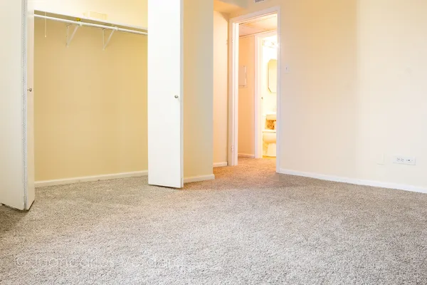 $80,000 | 17004 Novak Drive, Unit T104, Hazel Crest, IL 60429