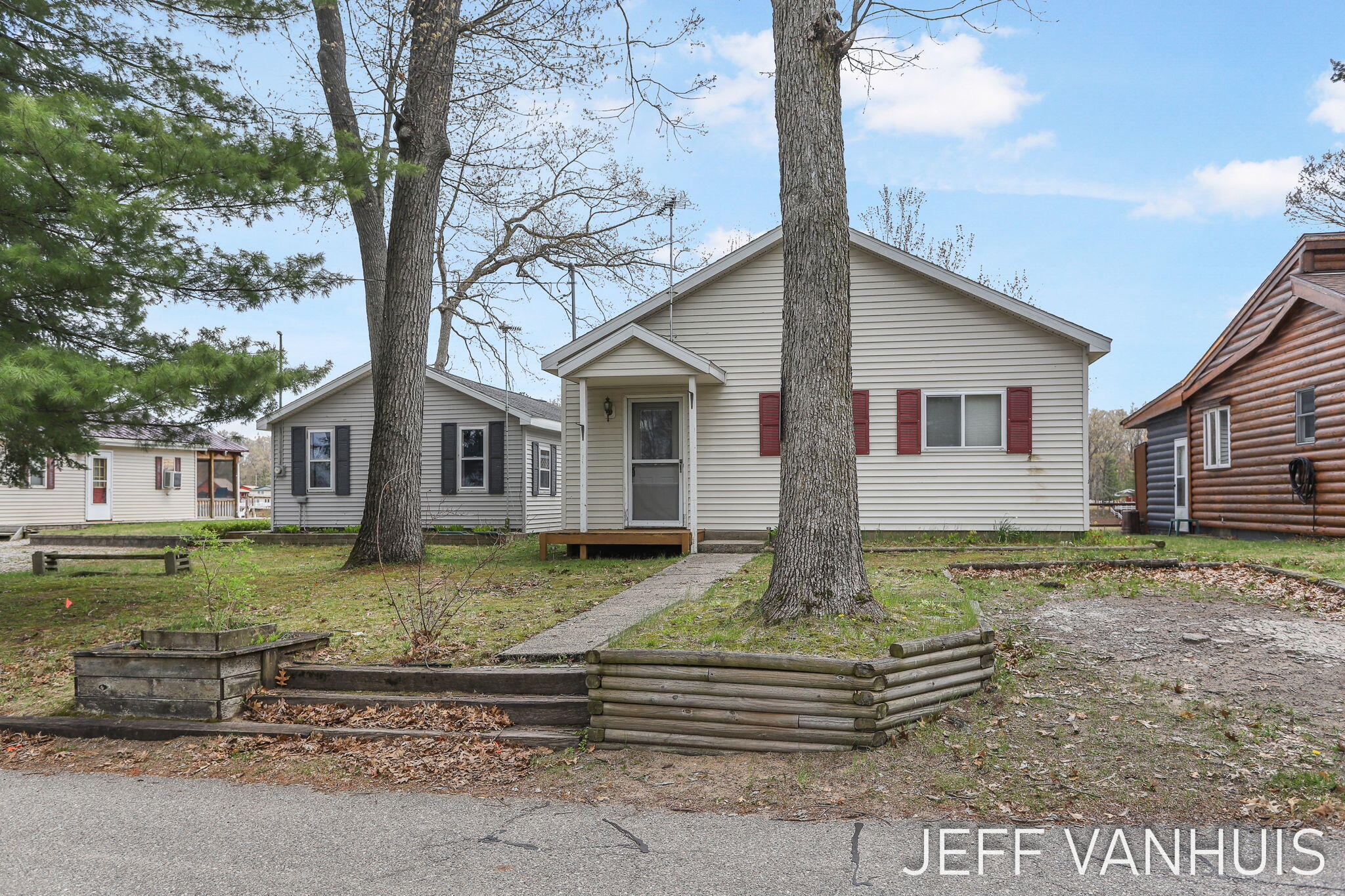 10138 South Lakeside Ridge Road Baldwin, MI 49304 - Photo 2 of 83 69-web-or-mls-10138-s-lakeside-ridge-rd