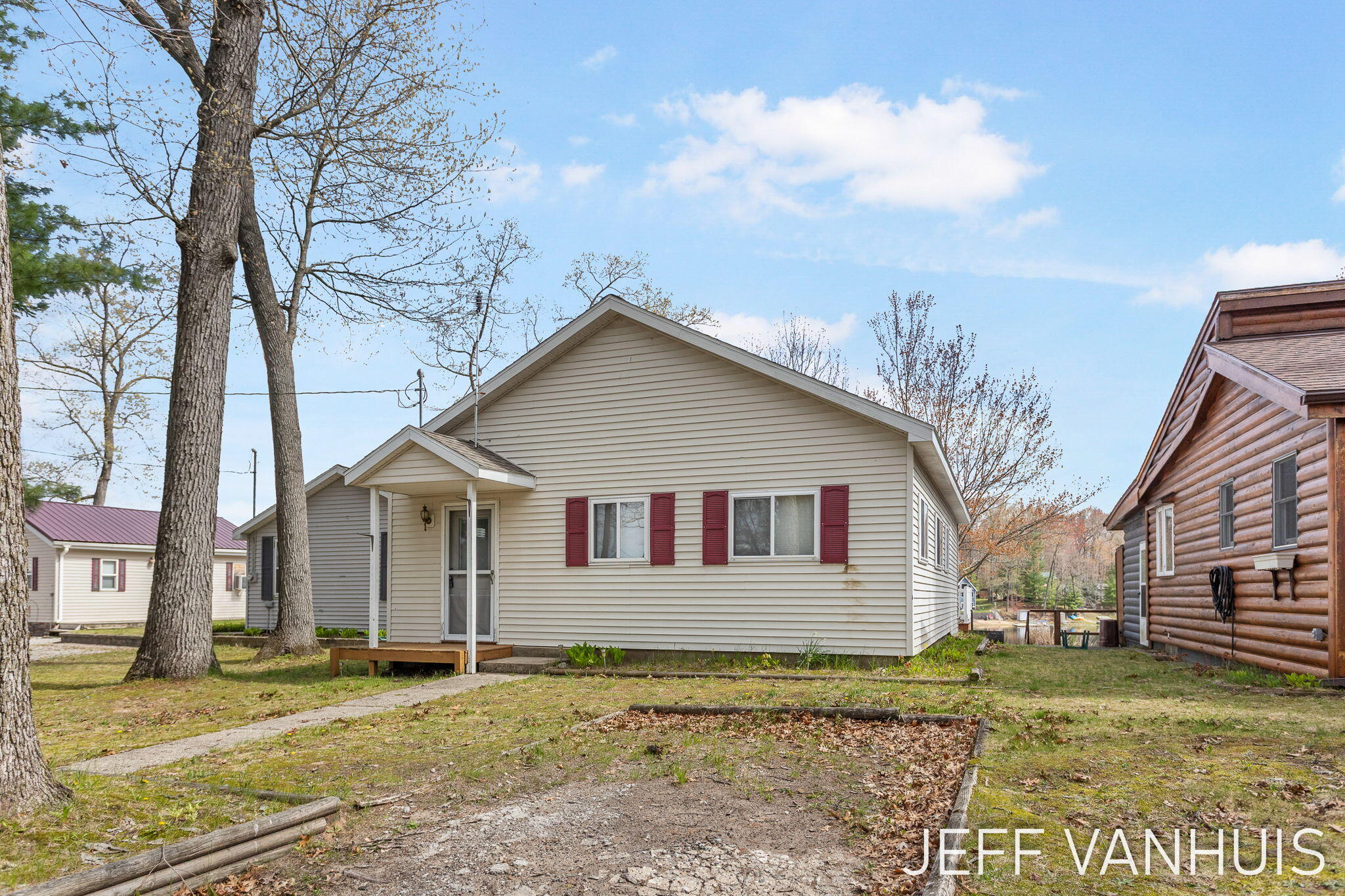 10138 South Lakeside Ridge Road Baldwin, MI 49304 - Photo 6 of 83 24-web-or-mls-10138-s-lakeside-ridge-rd