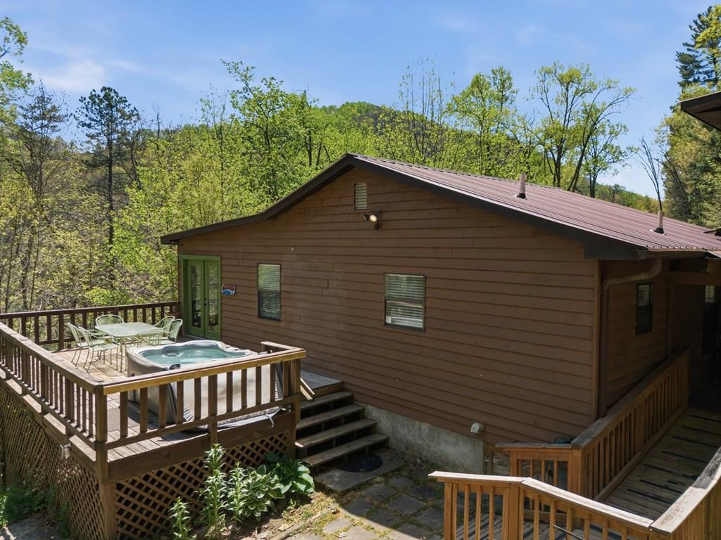 4541 Winding Stairs Road Topton, NC 28781 - Photo 2 of 34 a balcony with an outdoor space