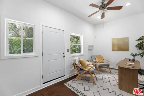 $1,150,000 | 5141 Comercio Avenue, Woodland Hills, CA 91364