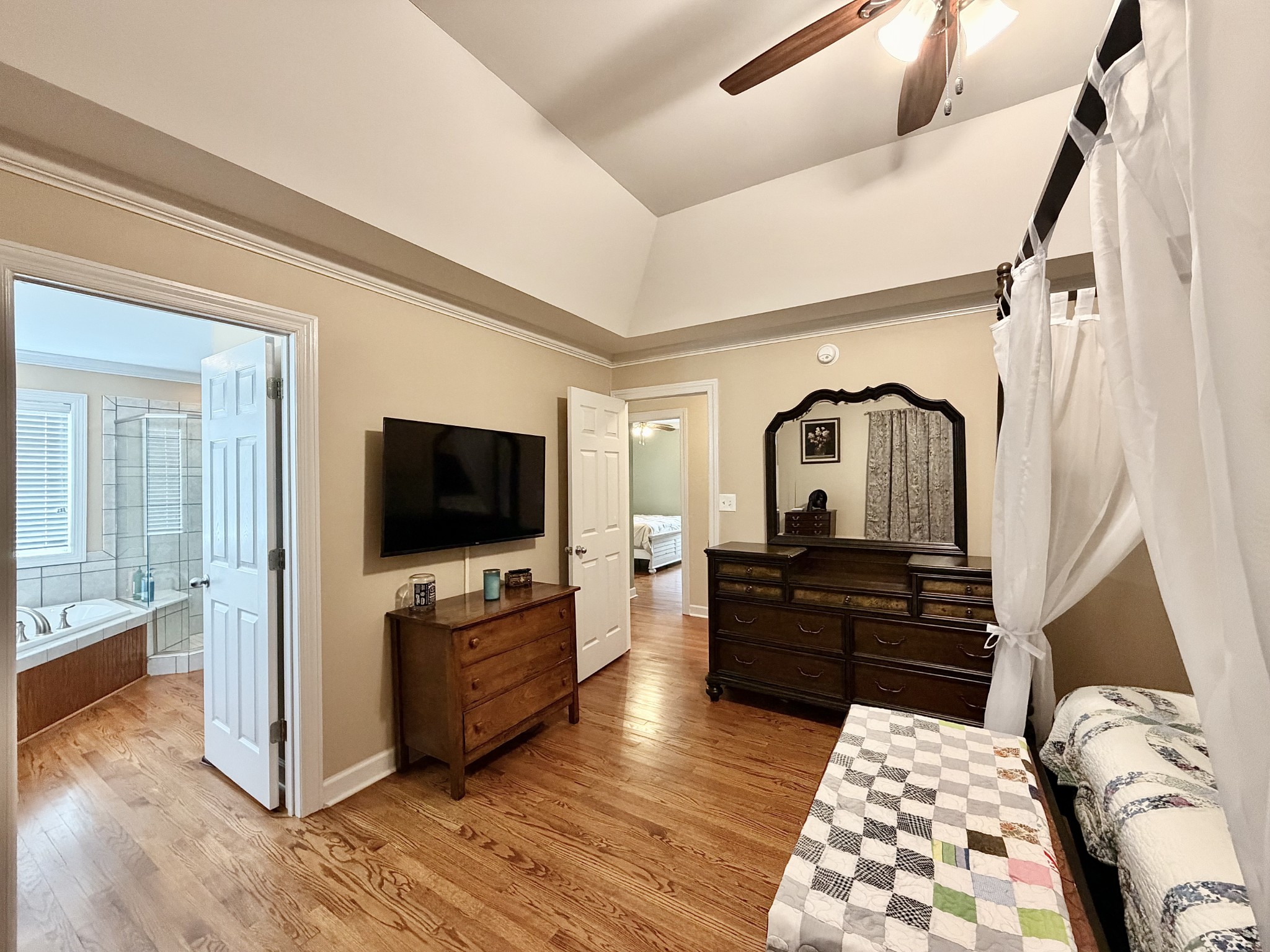 101 Mimi Circle Pulaski, TN 38478 - Photo 39 of 56 a living room with furniture and a flat screen tv