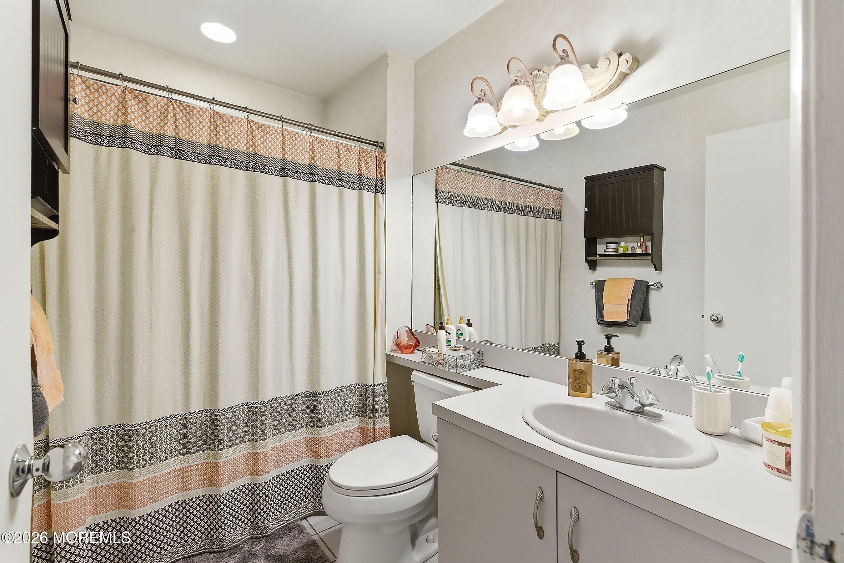 Hughes Drive Hamilton, NJ 08690 - Photo 26 of 46 68-Bath 1