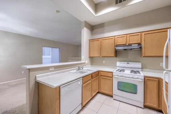$1,450 | 3351 Indian Shadow Street, Unit 204, Las Vegas, NV 89129