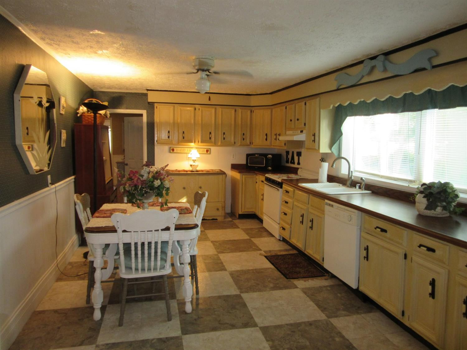 468 Danville Loop 1 Road Nicholasville, KY 40356 - Photo 5 of 81 Photo 5