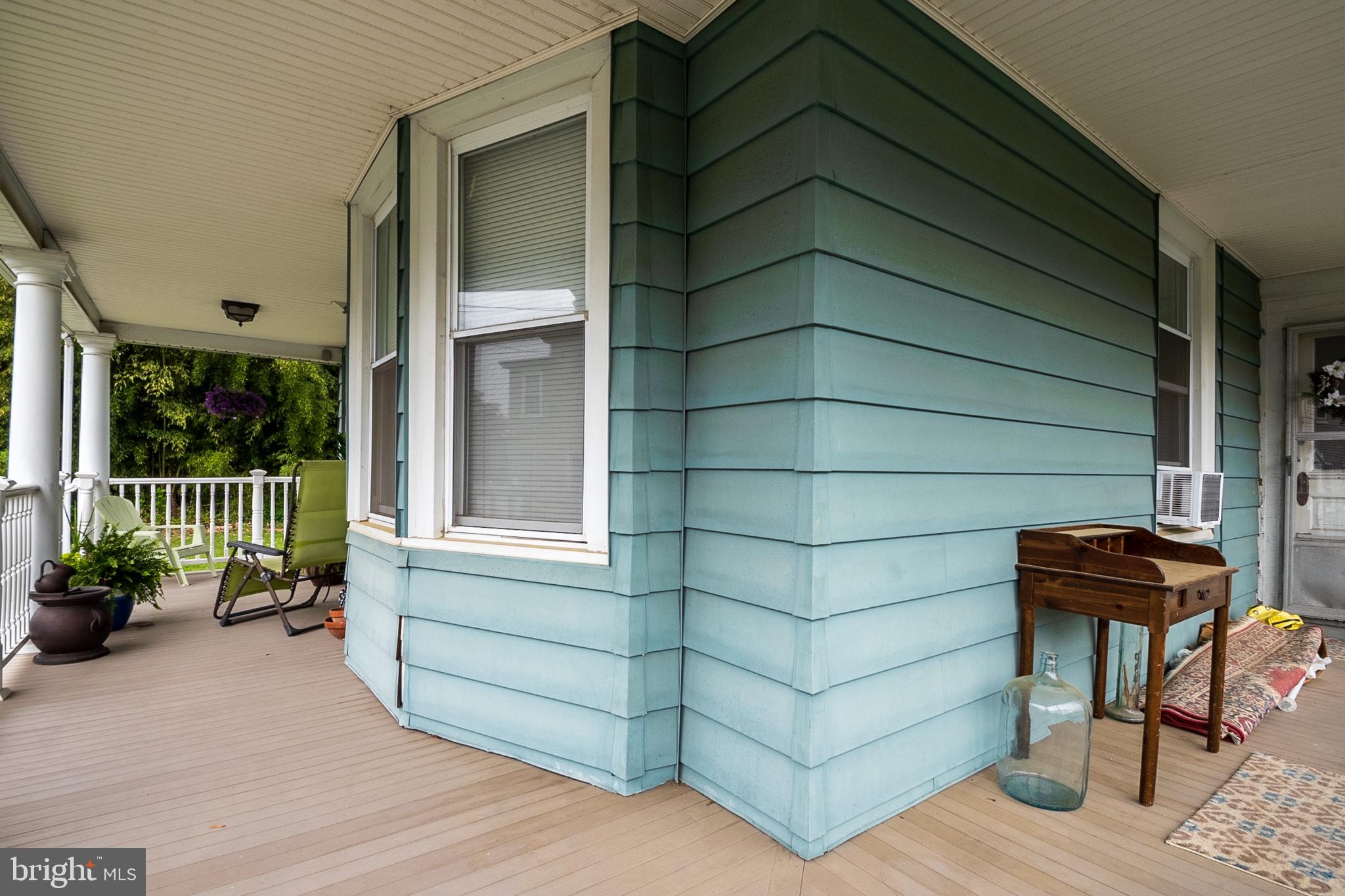 1121 Rosedale Avenue Wilmington, DE 19809 - Photo 5 of 38 Wrap Around Porch