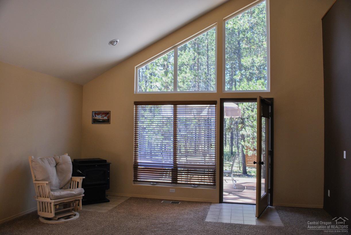 17200 Covina Road Bend, OR 97707 - Photo 9 of 25 Additional Photo