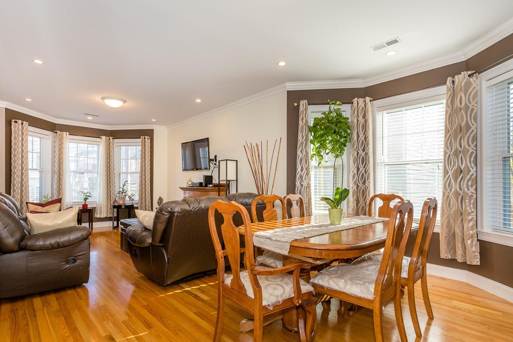 17 Lafield Street, Unit 1 Boston, MA 02122 - Photo 4 of 14