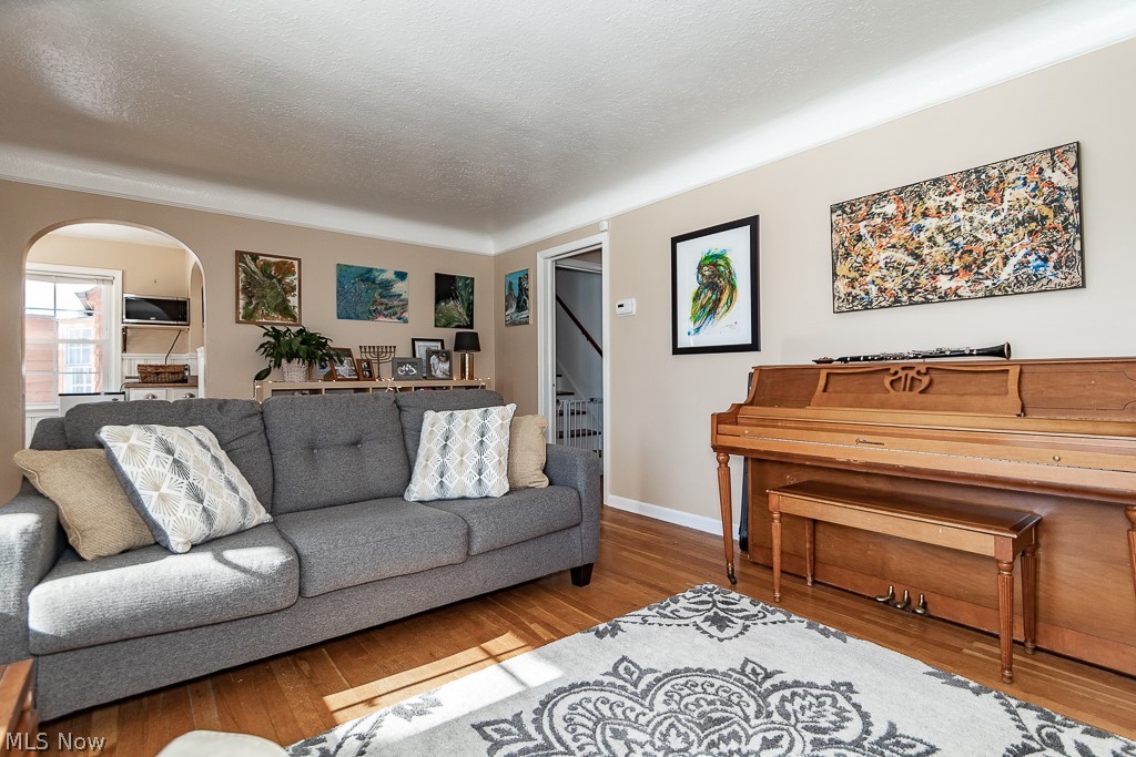 4149 Wilmington Road Cleveland, OH 44121 - Photo 5 of 35 Gallery Image 5