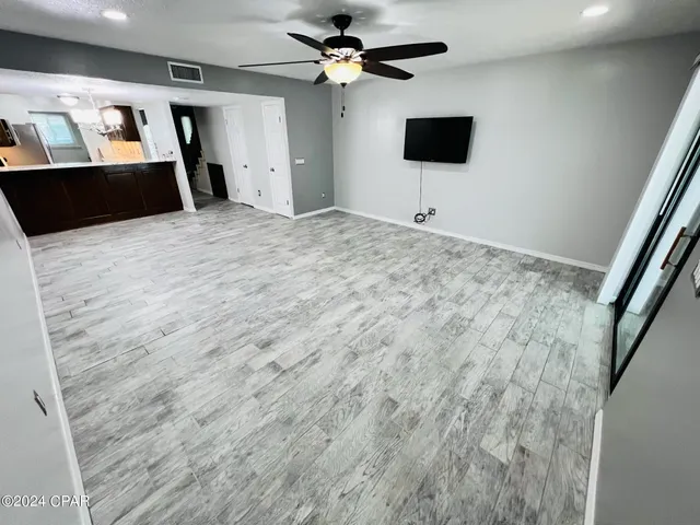 $1,950 | 8623 North Lagoon Drive, Unit B10, Panama City Beach, FL 32408