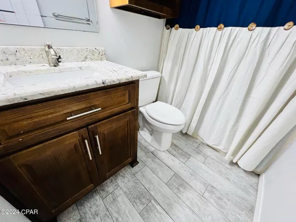 $1,950 | 8623 North Lagoon Drive, Unit B10, Panama City Beach, FL 32408