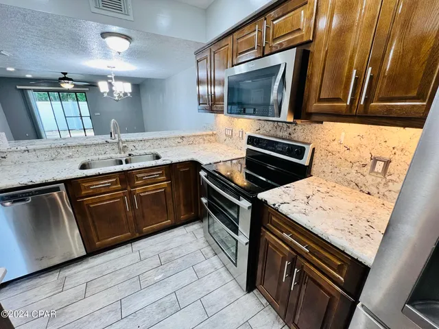 $1,950 | 8623 North Lagoon Drive, Unit B10, Panama City Beach, FL 32408