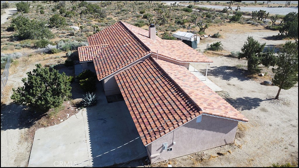 10685 Crystal Aire Road Pinon Hills, CA 92372 - Photo 3 of 47