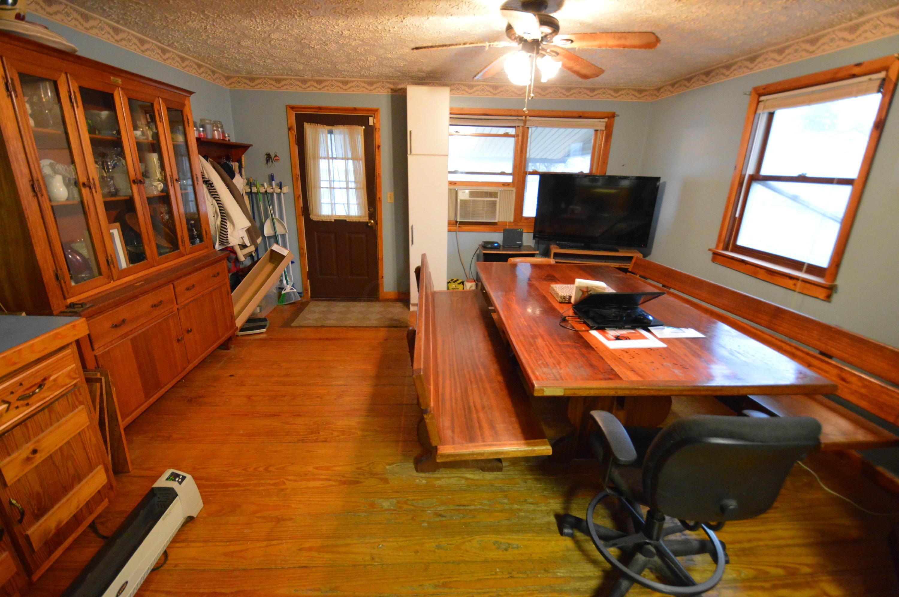 3565 Maize Road Columbus, OH 43224 - Photo 4 of 16 DSC_0347