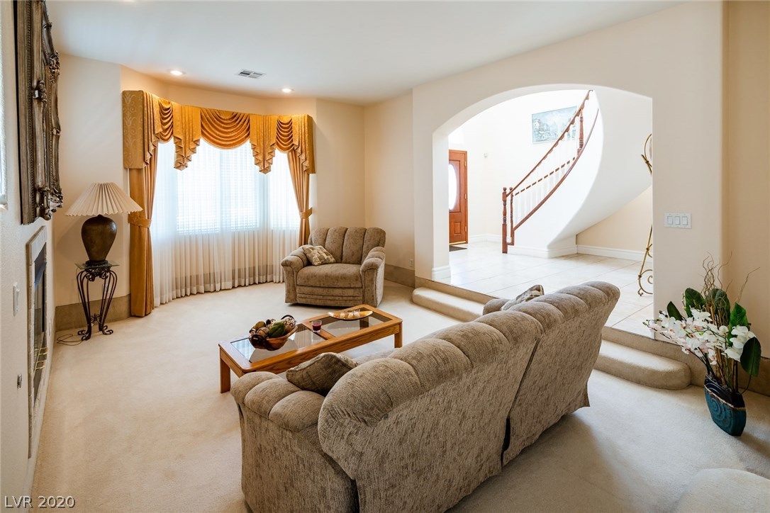 1041 Norellat Road Henderson, NV 89011 - Photo 5 of 35 Gallery Image 5