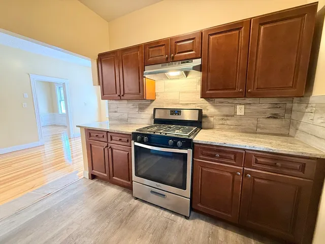 $4,000 | 6 Tennis Road, Unit 1, Boston, MA 02126