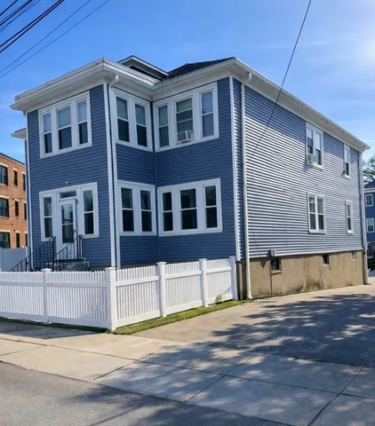 $4,000 | 6 Tennis Road, Unit 1, Boston, MA 02126