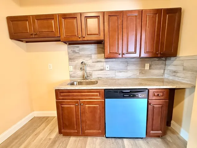 $4,000 | 6 Tennis Road, Unit 1, Boston, MA 02126