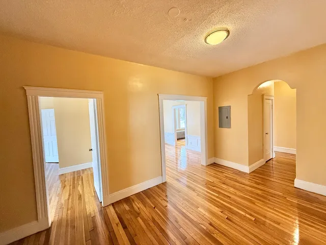 $4,000 | 6 Tennis Road, Unit 1, Boston, MA 02126