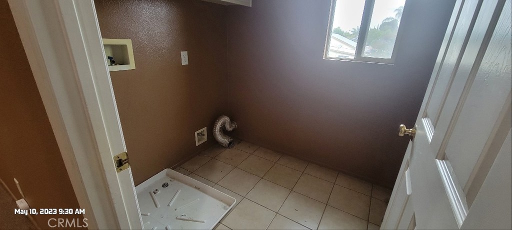 11305 Riverleaf Drive Riverside, CA 92505 - Photo 12 of 22 a view of an empty room