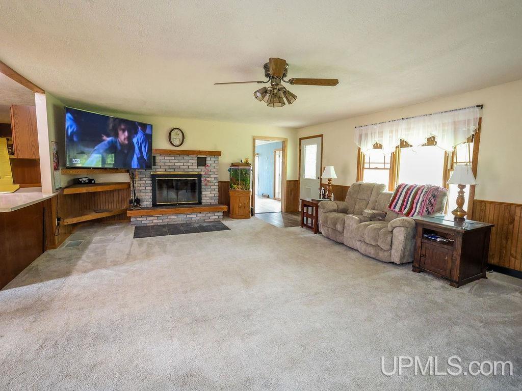 5626 River Road Manistique, MI 49854 - Photo 22 of 69