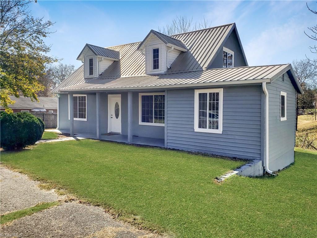 133 Ferry Street Ronda, NC 28670 - Photo 2 of 16 Gallery Image 2