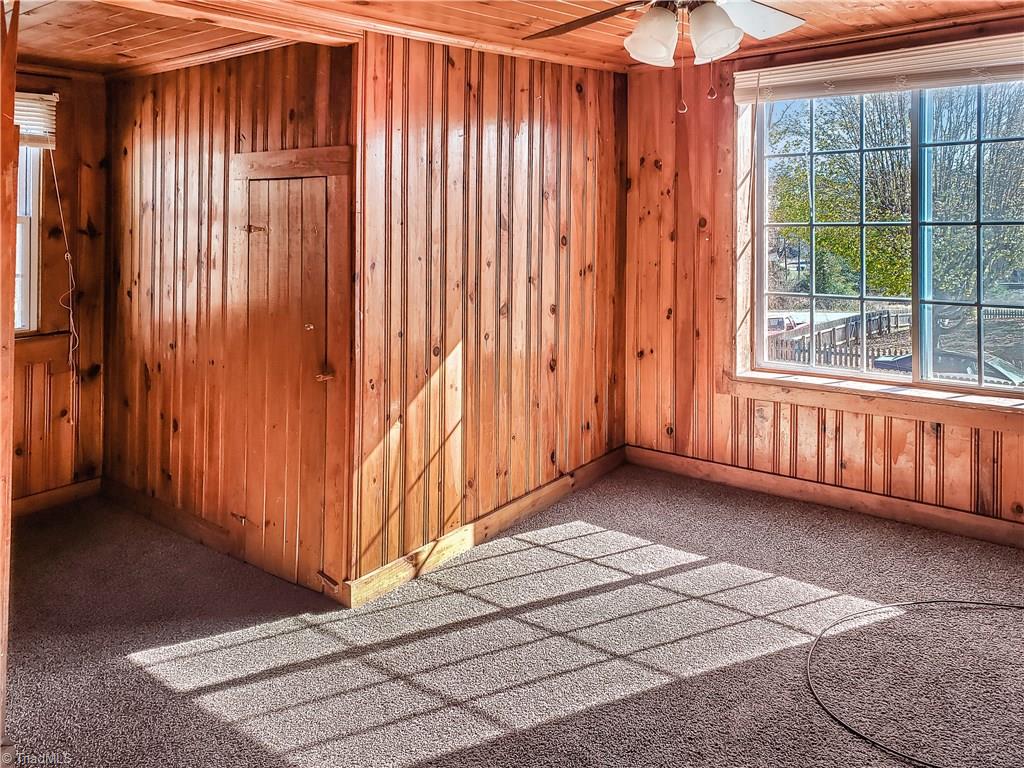 133 Ferry Street Ronda, NC 28670 - Photo 13 of 16 Gallery Image 13