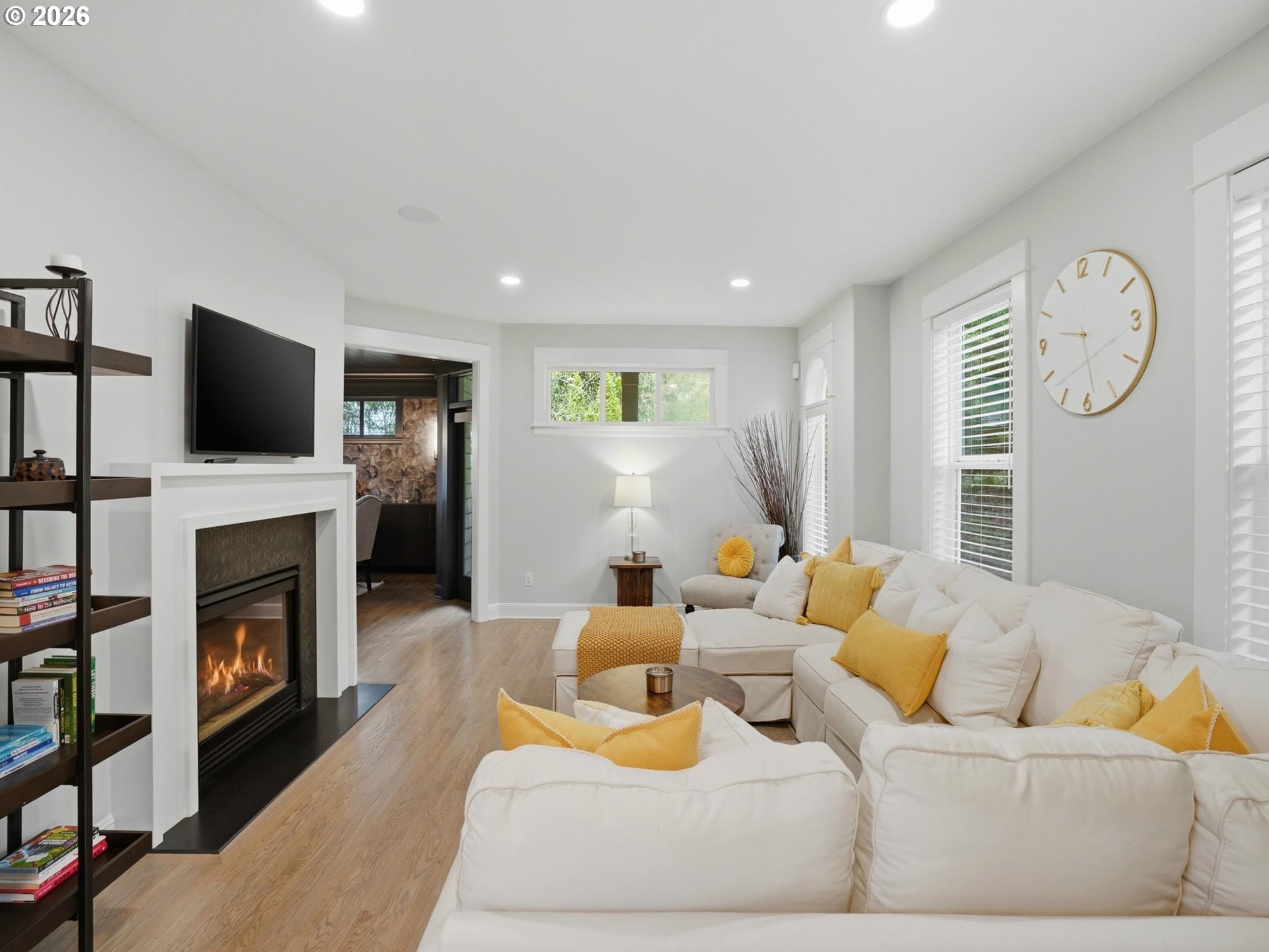 9045 Northwest Murdock Street Portland, OR 97229 - Photo 13 of 48 Living Room