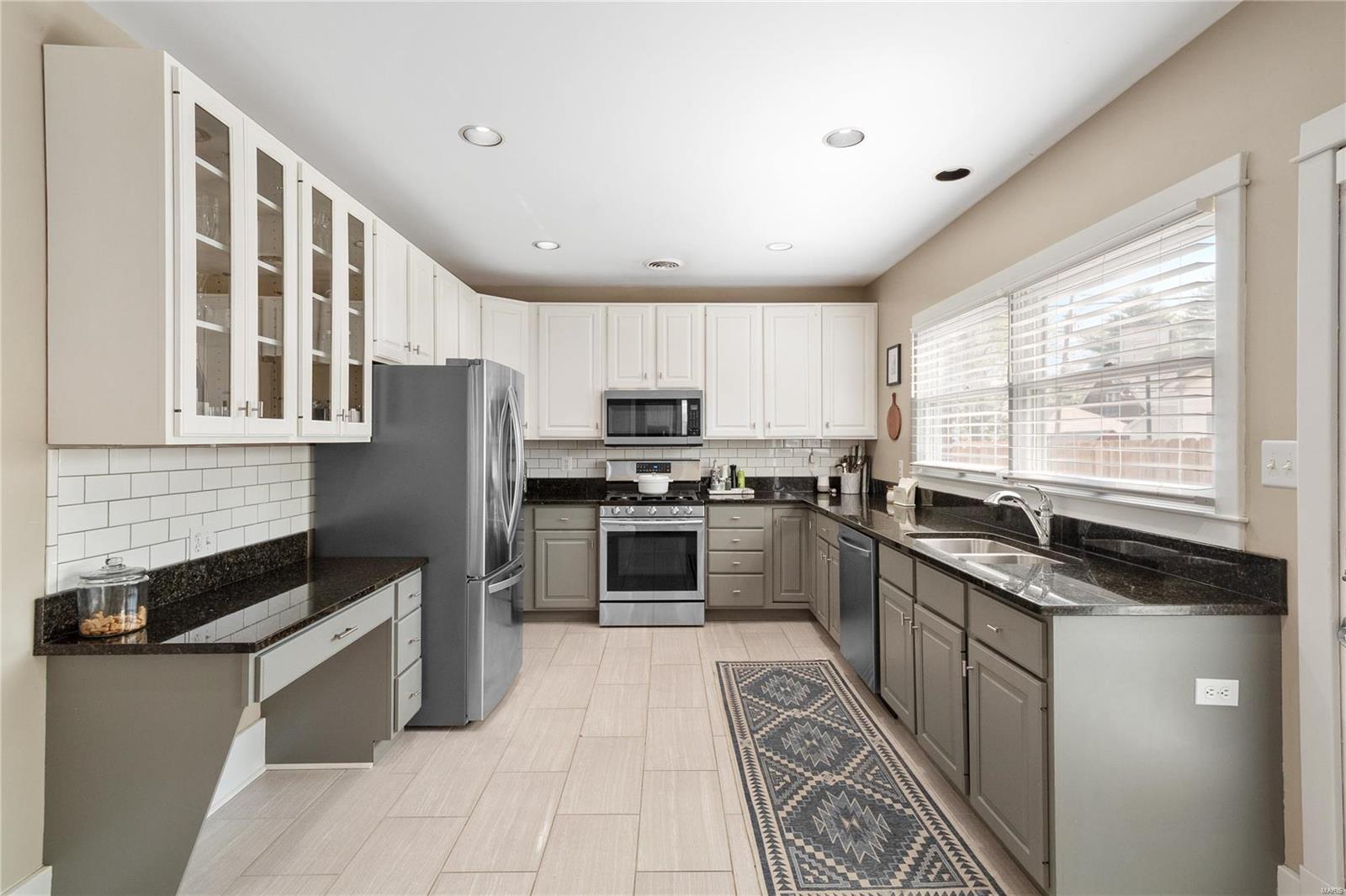 1238 Arch Terrace St. Louis, MO 63117 - Photo 10 of 30