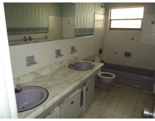 2440 South Jenkins Road Fort Pierce, FL 34947 - Photo 8 of 16 Additional Photo