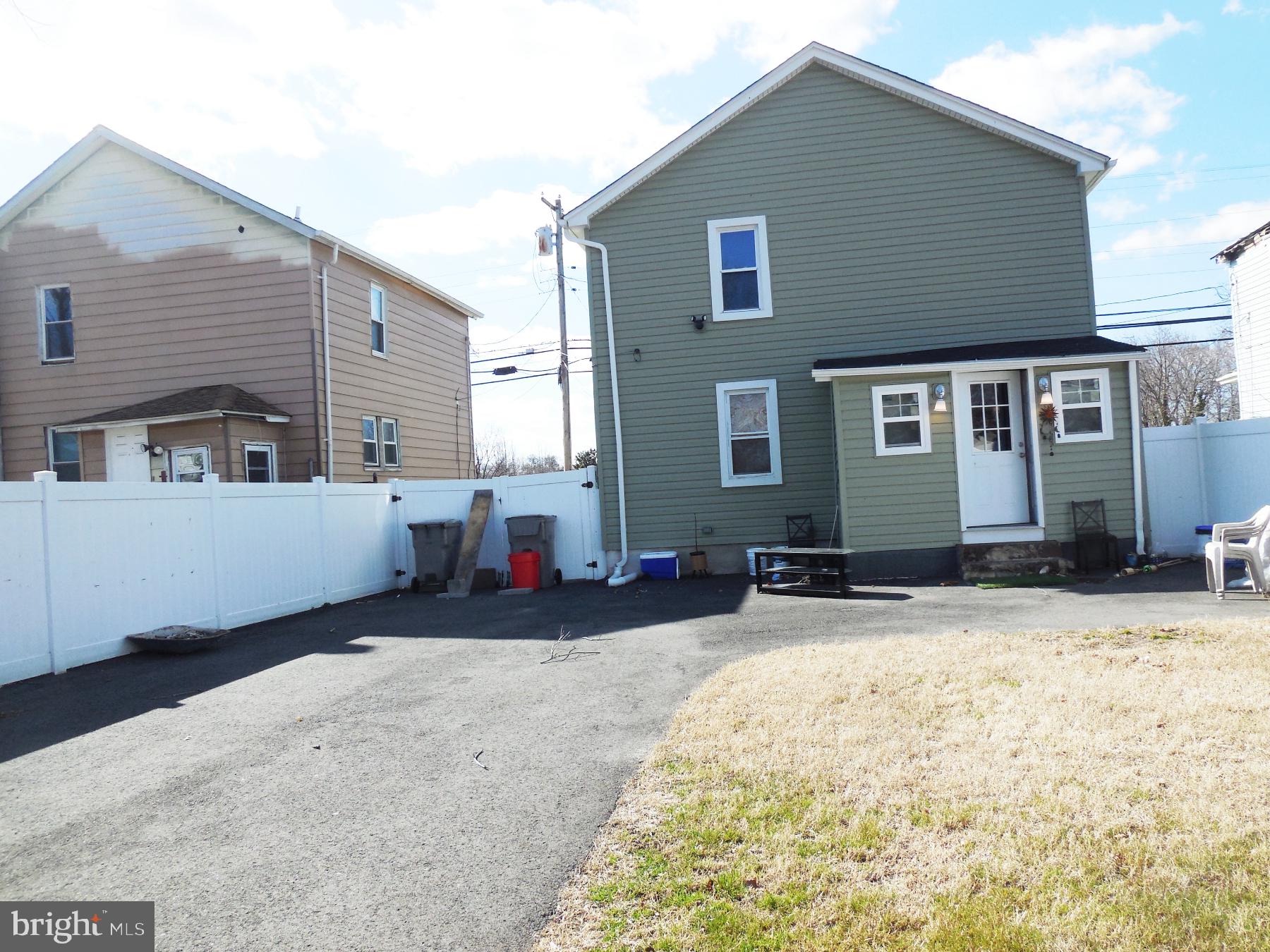 1039 Penn Line Road Paulsboro, NJ 08066 - Photo 7 of 27 Gallery Image 7