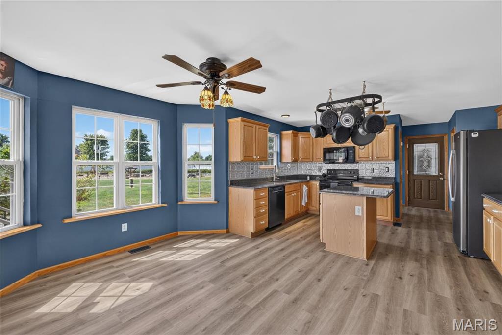 7704 Grove Road Edwardsville, IL 62025 - Photo 8 of 48 Gallery Image 8