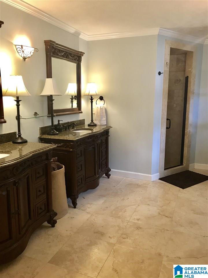 2416 Meadow Ridge Road Birmingham, AL 35242 - Photo 19 of 48