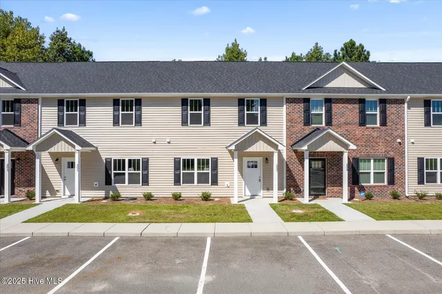 $230,000 | 207 Lincoln Pl Circle, Leland, NC 28451