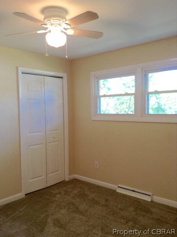 1484 Laurens Road Gloucester Point, VA 23062 - Photo 13 of 36