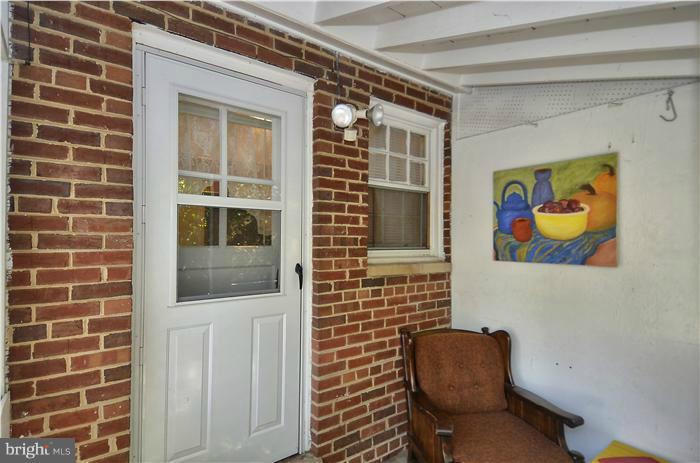 1526 Hanby Street Silver Spring, MD 20902 - Photo 16 of 19 Exterior (Rear)
