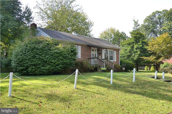 1526 Hanby Street Silver Spring, MD 20902 - Photo 5 of 19 View